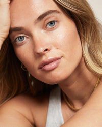 TULA Skin Care Clear Up - Pore Clearing Gel, Facial Serum, Salicylic and Azelaic Acid, Niacinamide, Clears Skin, Exfoliates, Improves Skin Smoothness, Refines the Look of Pores, 1 fl oz.