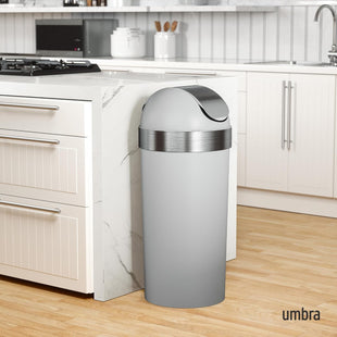 Umbra Venti Kitchen Trash Can with Swing Top Lid, Large 16-Gallon (62 L) Capacity, Grey