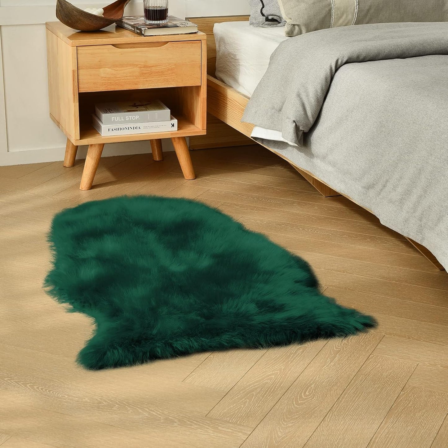 duduta Navy Blue Faux Sheepskin Throw Rug 2x3 ft, Fluffy Shag Fur Chair Cover Small Bedside Dorm Rug Non Slip Machine Washable