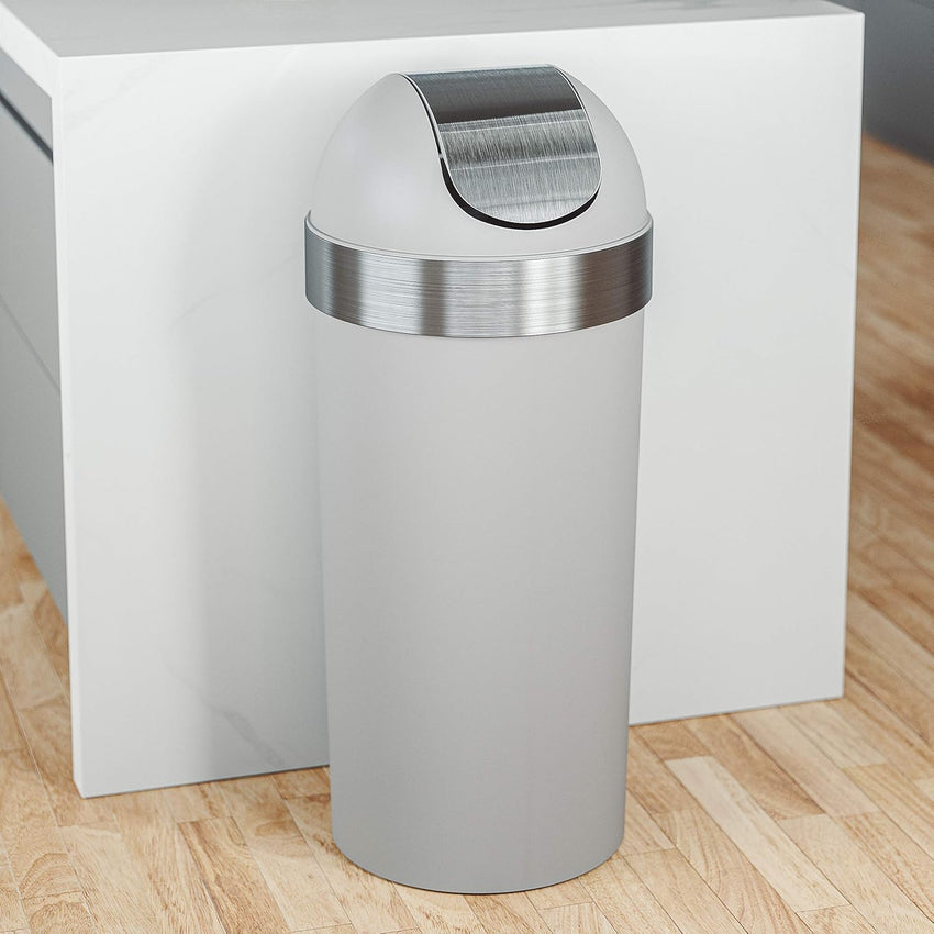 Umbra Venti Kitchen Trash Can with Swing Top Lid, Large 16-Gallon (62 L) Capacity, Grey