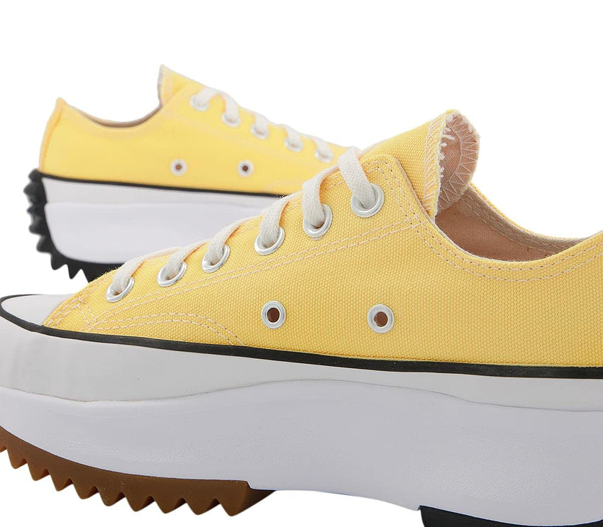 Converse Women's Chuck Taylor Classic Sneaker - 7DAY'S