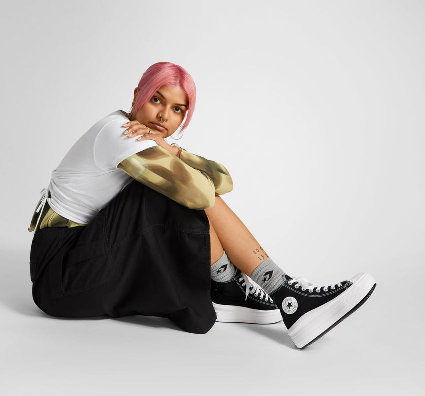 Converse Women's Skate Walking Shoe - 7DAY'S