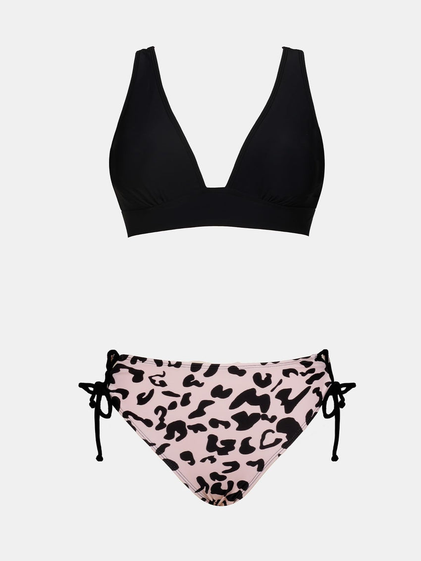 CUPSHE Bikini Set for Women Two Piece Swimsuit V Neck Triangle Top Wide Straps Cross Back Lace up Mid Rise - 7DAY'S