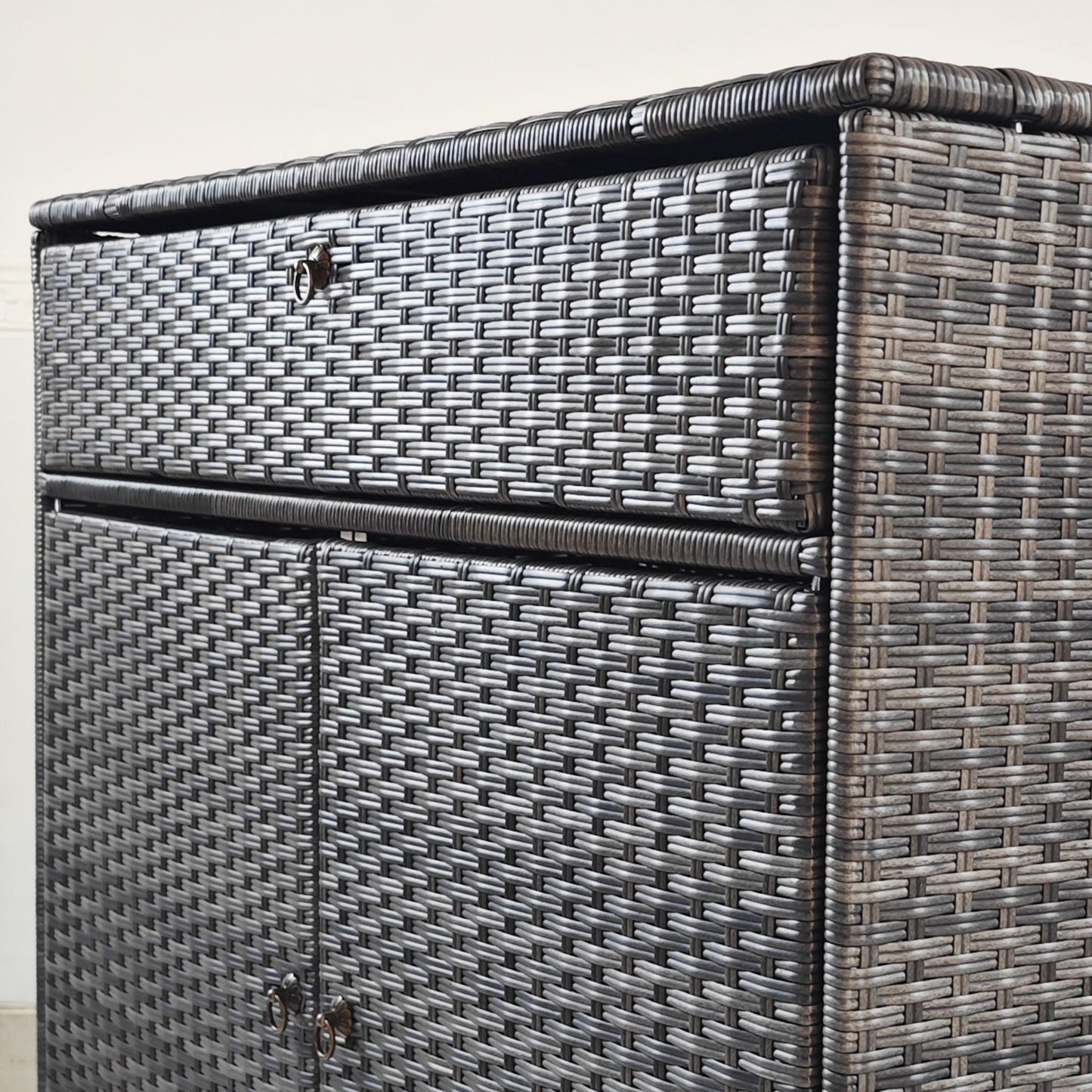 Outdoor Storage Cabinet, Wicker 2-Door Pool Towel Storage Cabinet with Drawer, PE Rattan Pool Organizer, Grey
