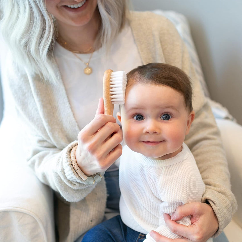 Dr. Brown's Soft and Safe Baby Brush + Comb - 7DAY'S