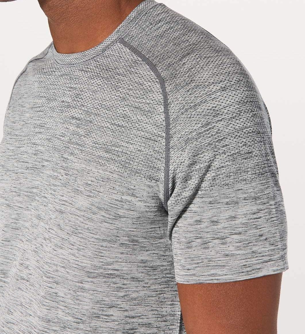 lululemon Men's Metal Vent Tech Short Sleeve Crew T-Shirt (Slate, XL) - 7DAY'S