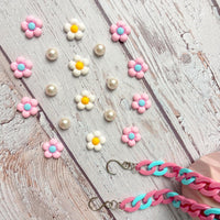 2Pcs Acrylic Shoe Chains for Women, 18Pcs Flower Pearl Shoe Charms Accessories for Clog Sandals, DIY Shoe Decoration Charms for Girls, Party Favor - 7DAY'S