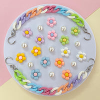 2Pcs Acrylic Shoe Chains for Women, 18Pcs Flower Pearl Shoe Charms Accessories for Clog Sandals, DIY Shoe Decoration Charms for Girls, Party Favor - 7DAY'S