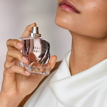 Estée Lauder Beautiful Magnolia Eau de Parfum Spray with Notes of Lush Magnolia, Solar Gardenia, Warm Woods & Luminous Musk | Floral Perfume for Women | Perfumes for Women