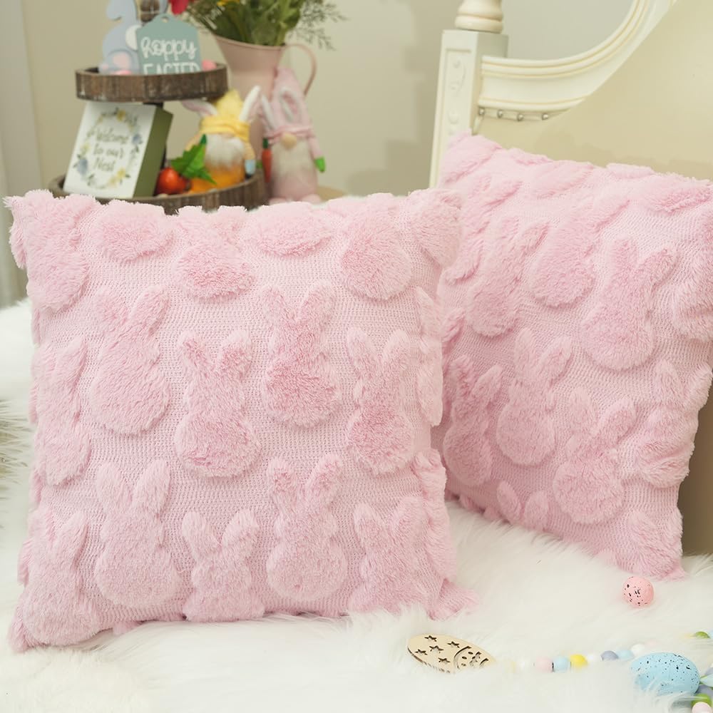 GEEORY Christmas Pillow Covers 18x18 Inch Set of 2, Christmas Decorations Xmas Tree Soft Plush Fluffy Faux Fur Decorative Throw Pillows Rustic Winter Decor Cushion Case Beige Brown GC034-18