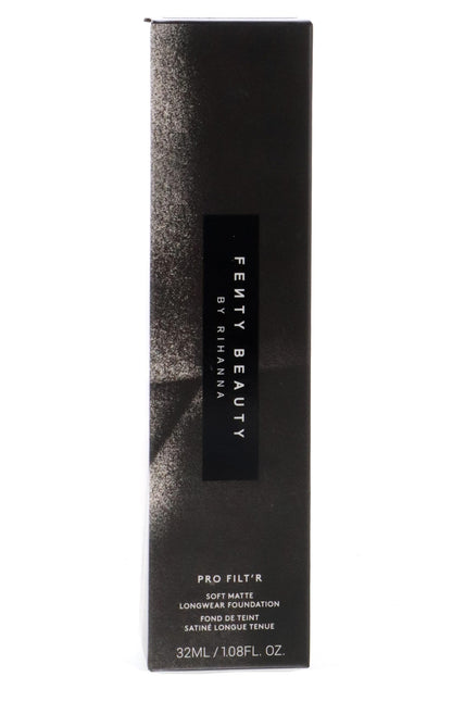 Fenty Beauty by Rihanna Pro Filt’r Soft Matte Longwear Liquid Foundation 450