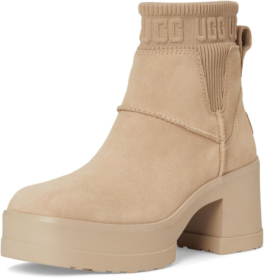 UGG Womens Moxy Chelsea