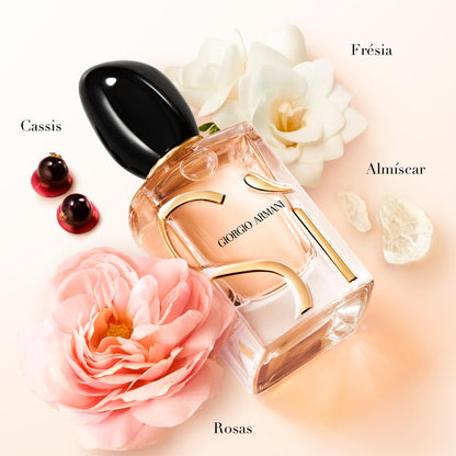Armani Beauty - Sì - Eau de Parfum - Women's Perfume - Modern Chypre Fragrance - Blackcurrant Nectar, Rose De Mai & Freesia, Patchouli Notes