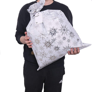 WesGen Christmas Gift Bags, 32Pcs Santa Wrapping Bag in 4 Sizes and 4 Designs with Ribbon Ties and Tags for Wrapping Holiday