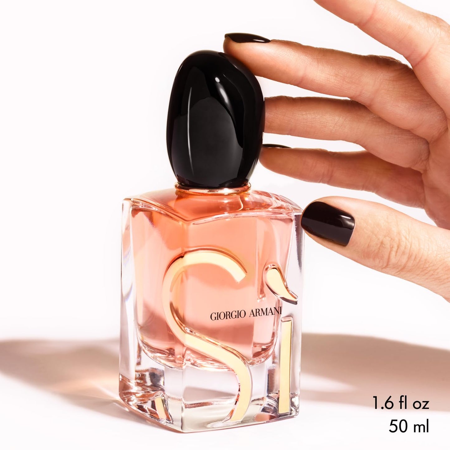 Armani Beauty - Sì Intense - Eau de Parfum - Perfume for Women - Chypre Ambery Fruity Fragrance - Blackcurrant Nectar, Damascena Rose, Black Tea Notes