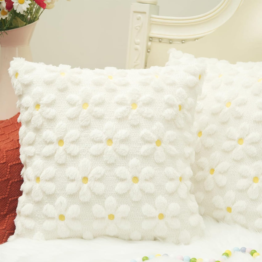 GEEORY Christmas Pillow Covers 18x18 Inch Set of 2, Christmas Decorations Xmas Tree Soft Plush Fluffy Faux Fur Decorative Throw Pillows Rustic Winter Decor Cushion Case Beige Brown GC034-18