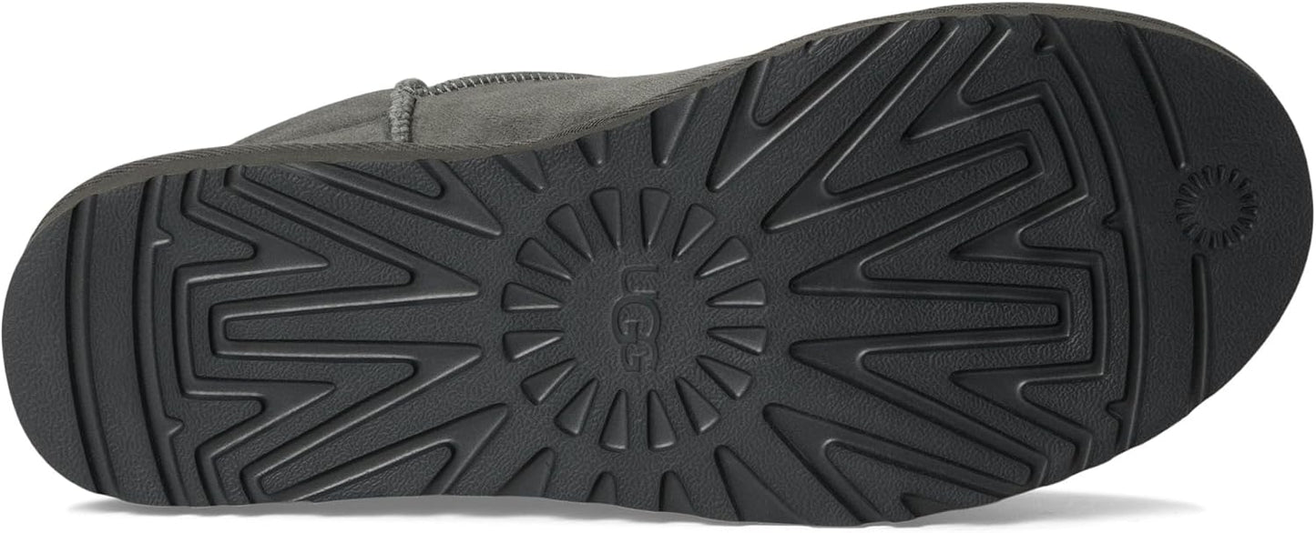 UGG Men's Classic Ultra MINI Fashion Boot