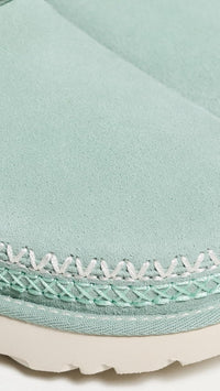 UGG Women's Goldenstar Meadow Accent Clog