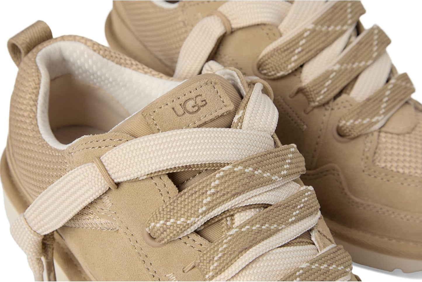 UGG Unisex-Child K Lo Lowmel