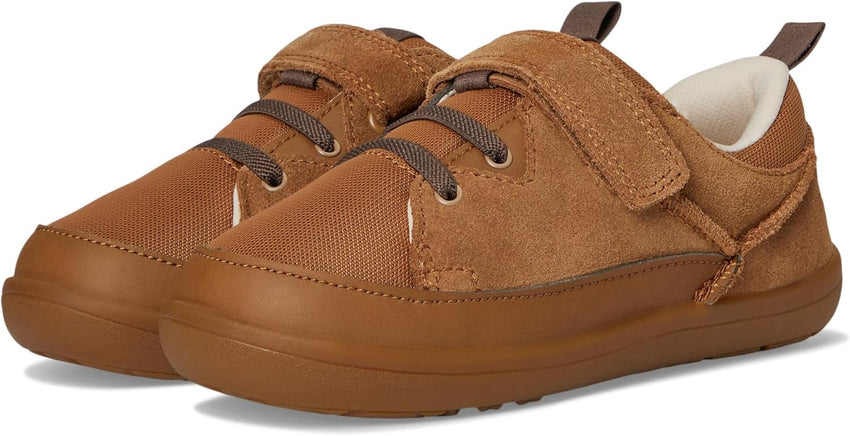 UGG Unisex-Baby T Adventurer Sneaker