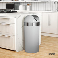 Umbra Venti Kitchen Trash Can with Swing Top Lid, Large 16-Gallon (62 L) Capacity, Grey