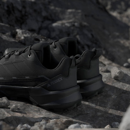 adidas Men's Terrex Skychaser AX5 Gore-TEX Hiking, Black/Black/Carbon, 12.5adidas Men's Terrex Skychaser AX5 Gore-TEX Hiking, Black/Black/Carbon, 12.5