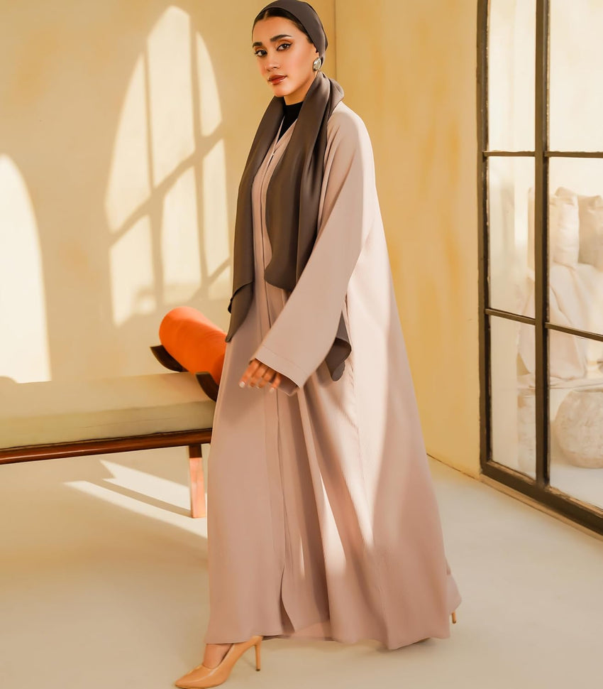 Elegant Modern Abaya for Women – Lightweight, Flowy, Soft and Perfect for Every Occasion