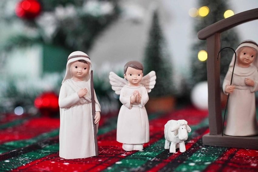 12-Piece Resin Christmas Nativity Scene Set – Miniature Holy Family Figurines with Manger and Animals, Indoor Holiday Tabletop Display