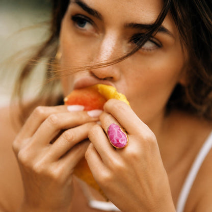 Mchic Colorful Chunky Statement Ring for Women: Boho Large Oval Acrylic Finger Ring Stainless Steel Adjustable Beach Summer Y2K Handmade Jewelry Gift for Women