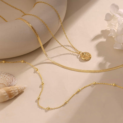 Layered Necklaces for Women, Dainty 14K Gold Plated Circle Peadant Chain Necklace Set Simple Paperclip Stacked Necklaces for Women Trendy Gold Jewelry