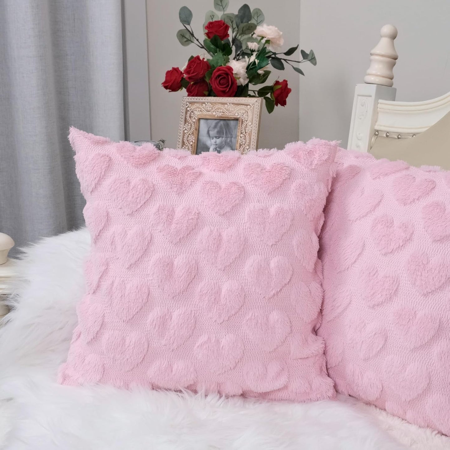 GEEORY Christmas Pillow Covers 18x18 Inch Set of 2, Christmas Decorations Xmas Tree Soft Plush Fluffy Faux Fur Decorative Throw Pillows Rustic Winter Decor Cushion Case Beige Brown GC034-18