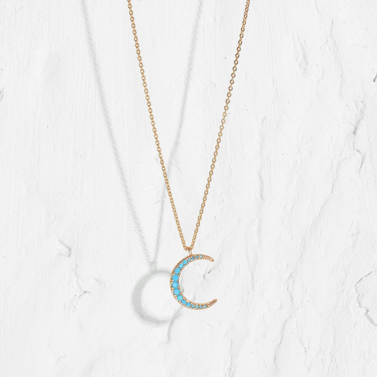 MEVECCO Layered Heart Necklace Pendant Handmade 18k Gold Plated Dainty Gold Choker Arrow Bar Layering Long Necklace for Women
