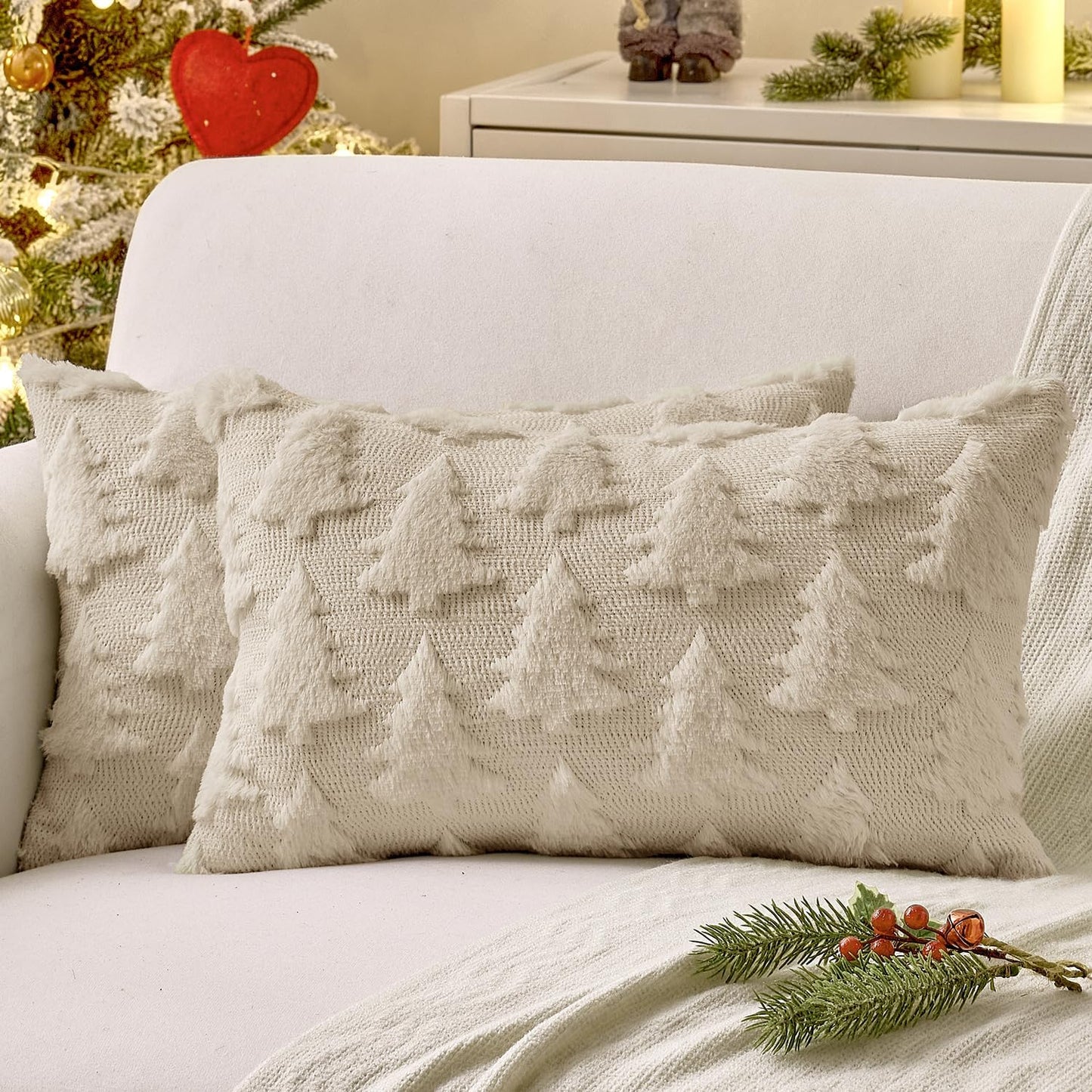 MIULEE Christmas Throw Pillow Covers Dark Green Christmas Decorations Set of 2 Xmas Tree 18x18 Pillow Covers Soft Plush Faux Wool Pillowcases Holiday Festivals Winter Home Decor Sofa Couch Bed Porch