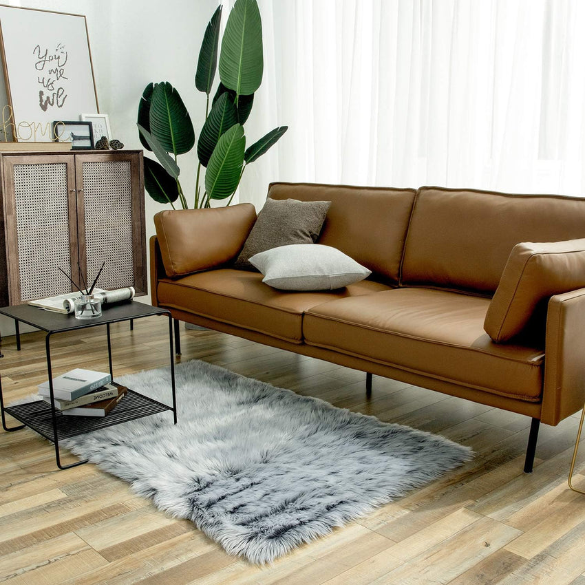 Ashler Faux Fur Rug, Fluffy White Small Sheepskin Rug, Ultra Soft 2x3 Ft Mat, Machine Washable Shag Mats, Nursery Throw for Bed, Living, Kids Room