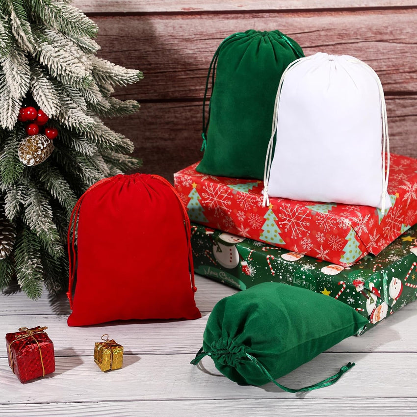 SilTriangle 48 Pcs Christmas Drawstring Gift Bags Bulk Small Cloth Christmas Sack Fabric Holiday Wrapping Pouches Xmas Drawstring Bags for Party Favor DIY Present Candy Goodie 6 x 8'', Red Green White