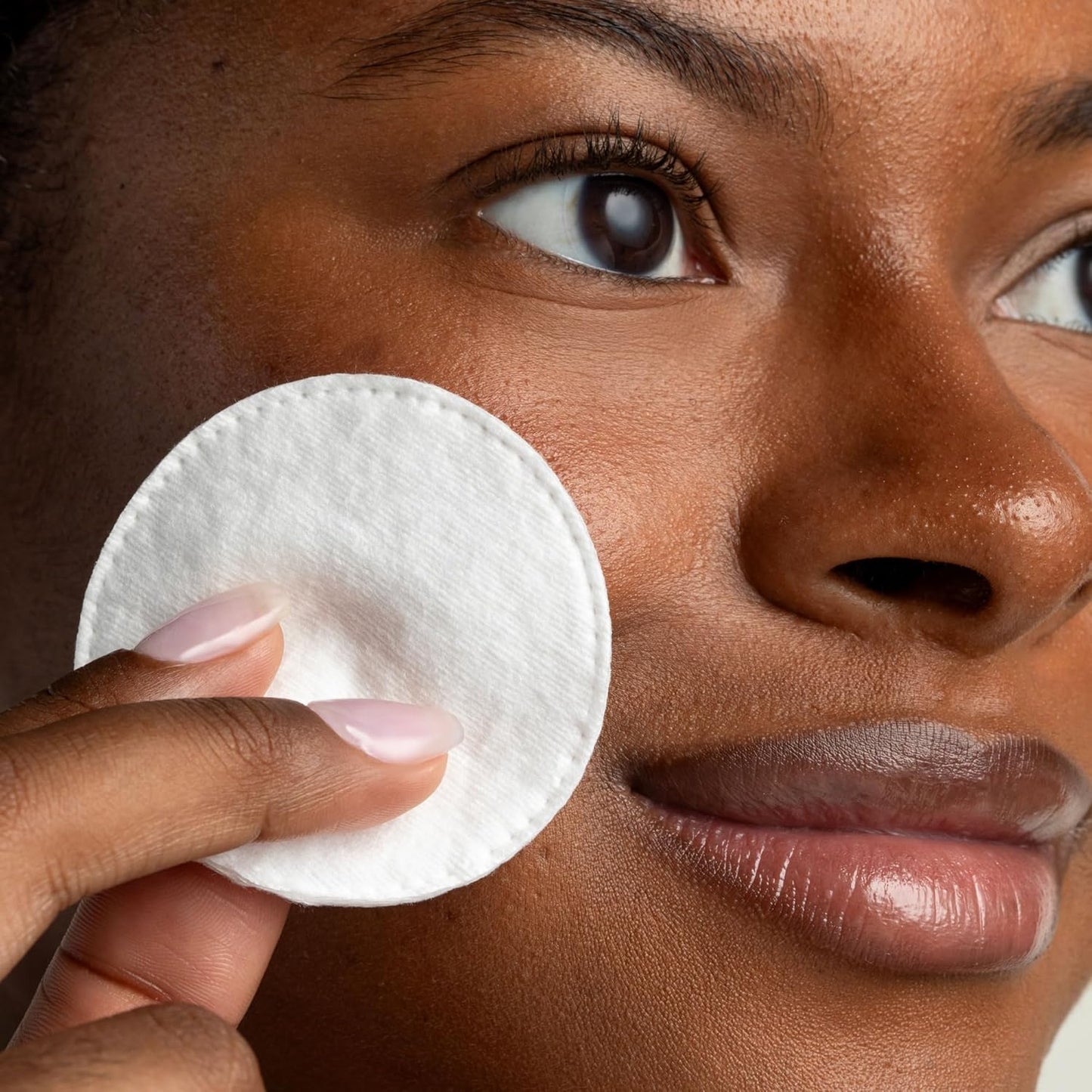 Cliganic Organic Cotton Rounds (300 Count) Makeup Remover Pads, Hypoallergenic, Lint-Free | 100% Pure Cotton (Packaging May Vary)