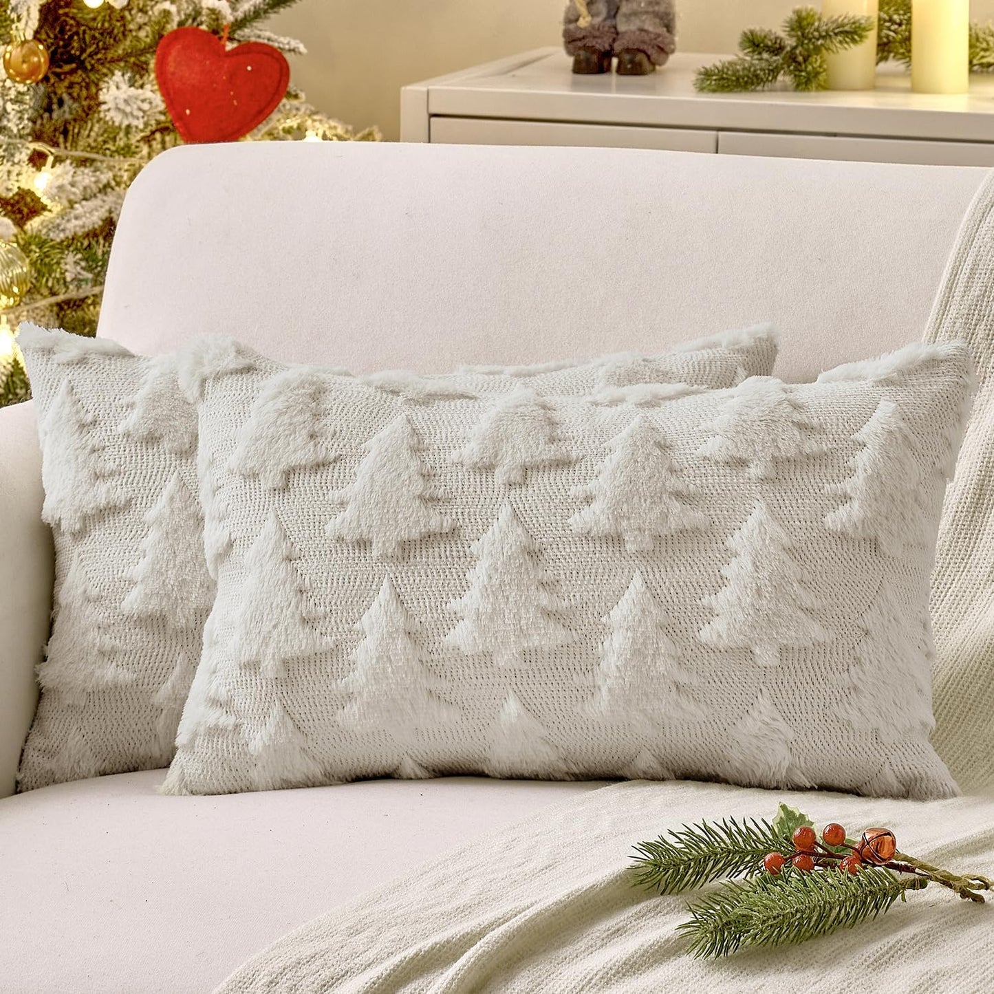MIULEE Christmas Throw Pillow Covers Dark Green Christmas Decorations Set of 2 Xmas Tree 18x18 Pillow Covers Soft Plush Faux Wool Pillowcases Holiday Festivals Winter Home Decor Sofa Couch Bed Porch
