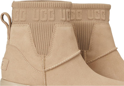 UGG Womens Moxy Chelsea
