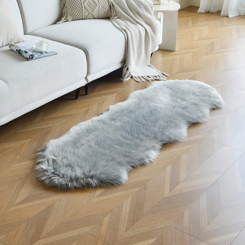 duduta Navy Blue Faux Sheepskin Throw Rug 2x3 ft, Fluffy Shag Fur Chair Cover Small Bedside Dorm Rug Non Slip Machine Washable