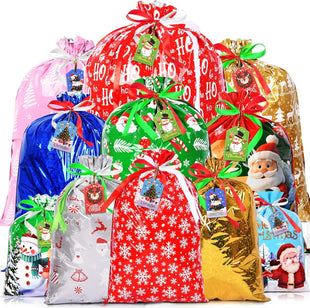 AhfuLife 32pcs Christmas Drawstring Gift Bags with Tags, 5 Assorted Size Xmas Gift Wrapping Bags, Christmas Extra Large Medium Small Gift Bags Bulk for Party Decorations