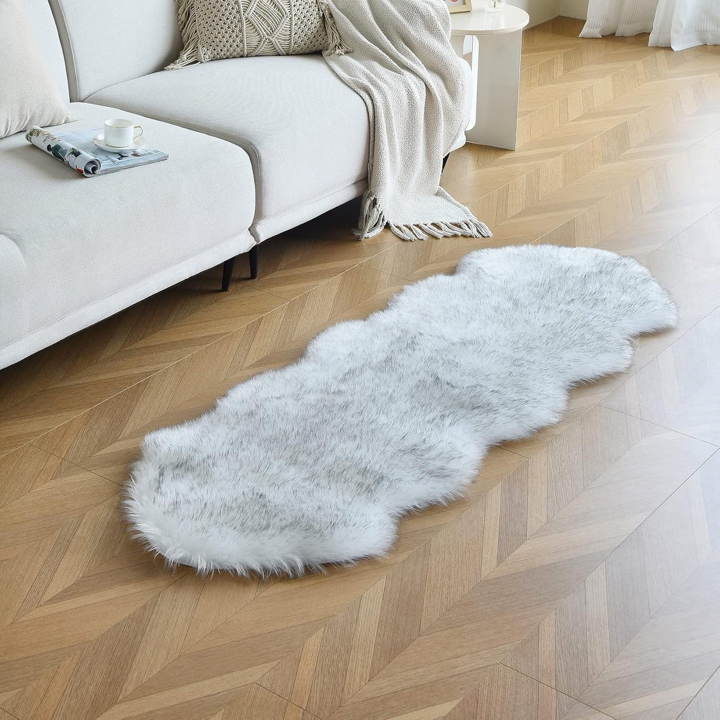 duduta White Faux Sheepskin Throw Rug 2x3 ft, Fluffy Shag Fur Chair Cover Small Bedside Dorm Rug Non Slip Washable