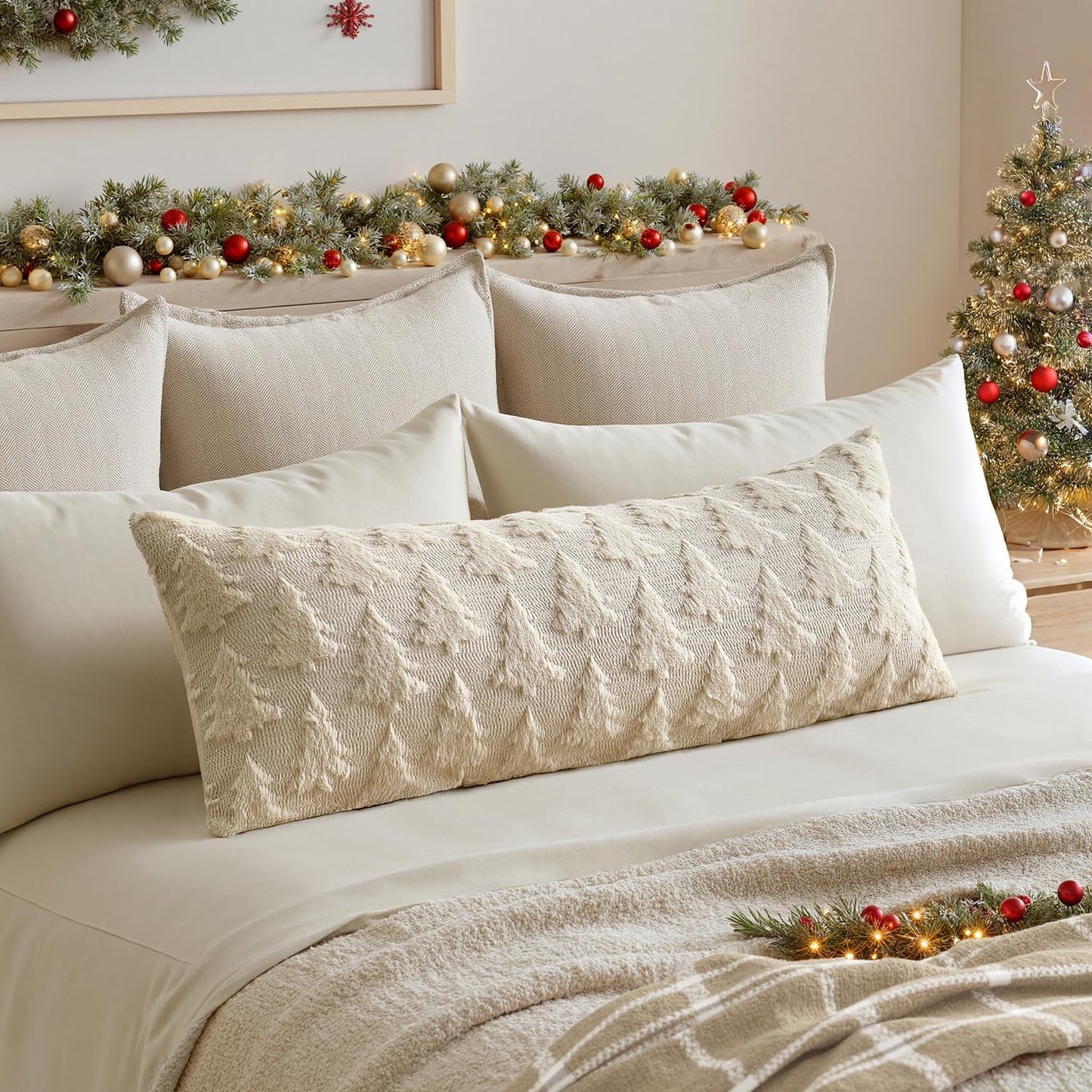 MIULEE Christmas Throw Pillow Covers Dark Green Christmas Decorations Set of 2 Xmas Tree 18x18 Pillow Covers Soft Plush Faux Wool Pillowcases Holiday Festivals Winter Home Decor Sofa Couch Bed Porch