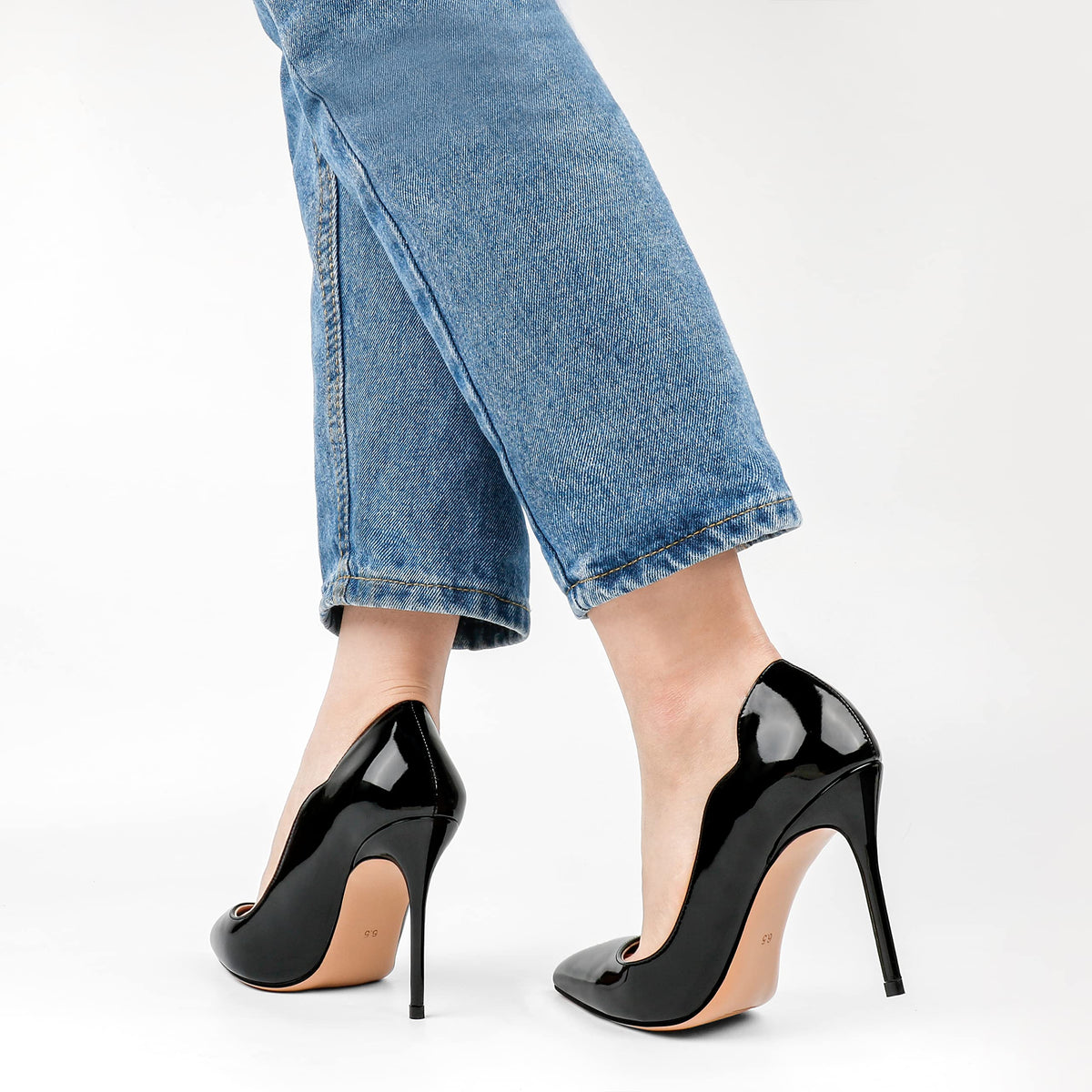 COLETER Women's 4 Inch Pumps Pointed Toe Two Tone Stiletto Pumps NB 7USCOLETER Women's 4 Inch Pumps Pointed Toe Two Tone Stiletto Pumps NB 7US l