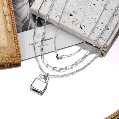 Turandoss Dainty Layered Choker Necklace, Handmade Y Pendant Necklace Multilayer Bar Disc Necklace Adjustable Layering Choker Necklaces for Women