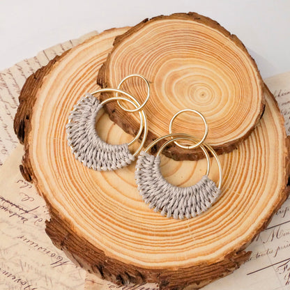 Raffia Hoop Earrings for Women Fun Boho Summer Beach Earrings Lightweight Handmade Straw Wicker Rattan Dangle Earrings Statement Geometric Round Drop Earrings