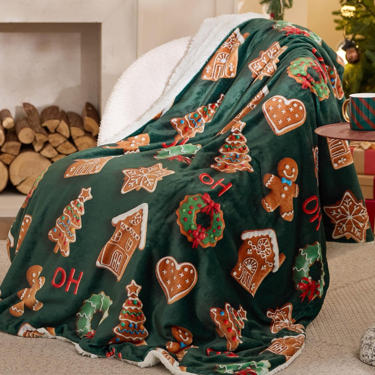Bedsure Christmas Throw Blanket for Couch - Christmas Decorations Gifts for Women, Warm Sherpa Deer Throw Blanket, Red 50"x60"