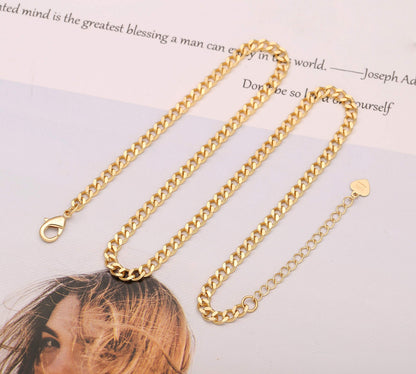 Aobei Pearl 18K Gold Plated Paperclip Chain Choker Satellite Chain Freshwater Cultured Biwa Pearl Pendant Necklace Dainty Turquoise Jewelry for Women