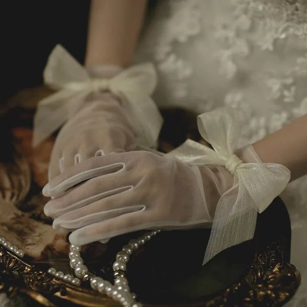 1 Pair Vintage bridal Wedding Gloves White Bride Dress Gloves Mesh Bow Pearl Short Lace Gloves Wedding Accessories