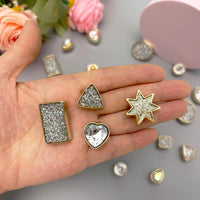 Bling Shoe Charms for Women, 22Pcs Plastic Sparkling Gems Rhinestones Shoe Decoration Charms, Girly Shoe Chains for Clog Sandals, DIY Shoe Accessories for Party Favor - 7DAY'S