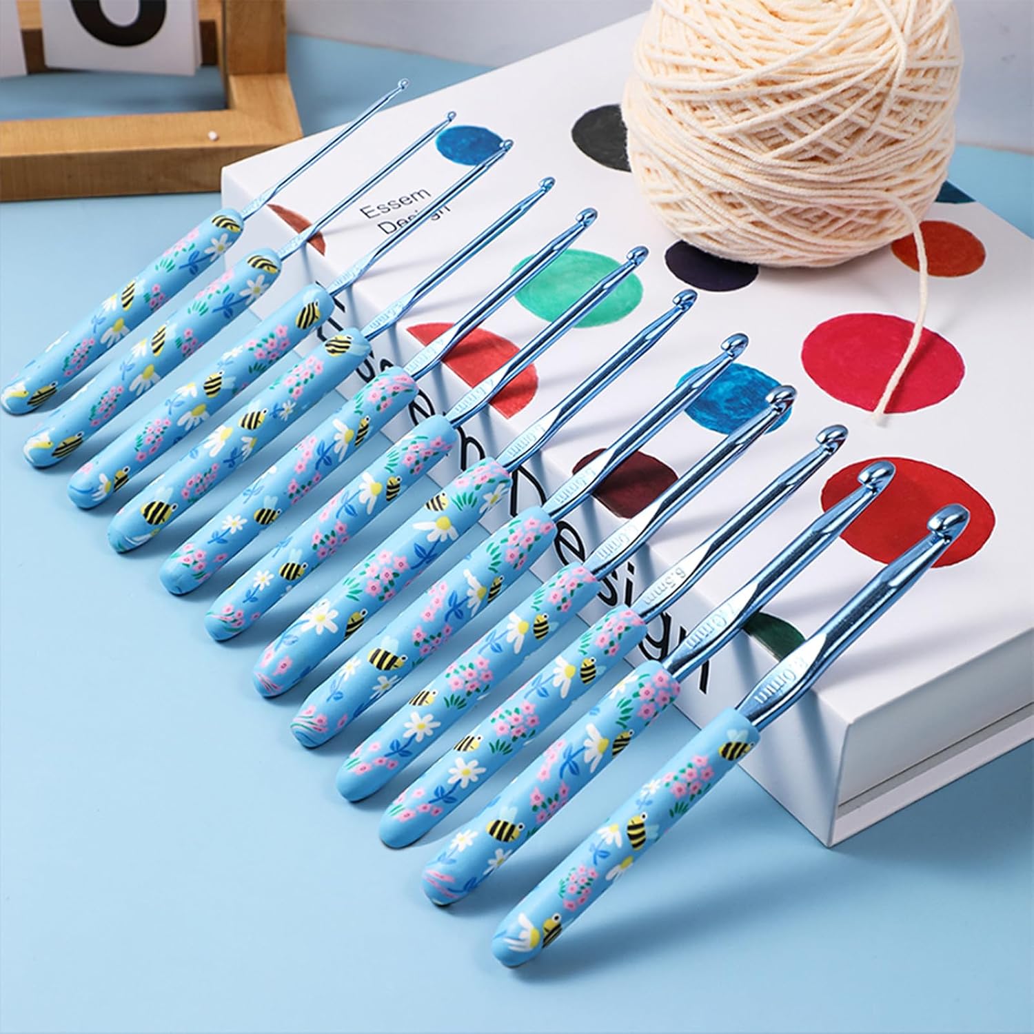 Blingcute 12 Sizes Crochet Hooks,2.0mm - 8.0mm Ergonomic Crochet Hook Set with Soft Grip Handles,Aluminum Crochet Needles for Arthritic Hands,Crochet Needle Kit with Blue Case for Crocheters. (Blue) - 7DAY'S